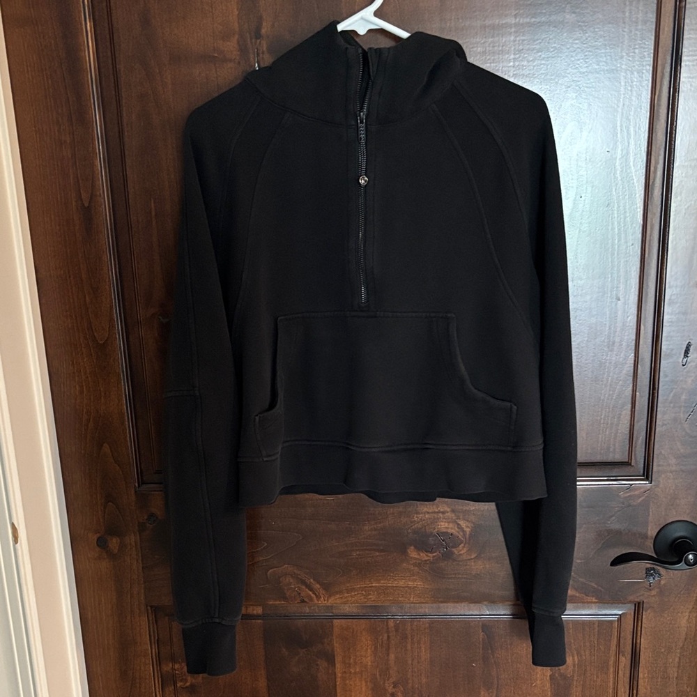 Lululemon Half Zip Scuba Crop Black Size M/L